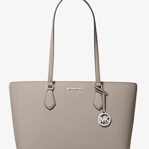 Michael Kors Sheila Pearl Grey Tote